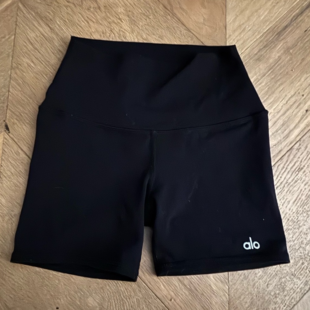 Alo shorts